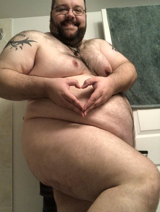 2 pic. Happy Valentine&rsquo;s Day to all my lovely, wonderful fans❣️😍🥰😘❤️🧡💛💚💙💜🤎💕💞💓💗💖💘💝💟 https://t.co/Ixur