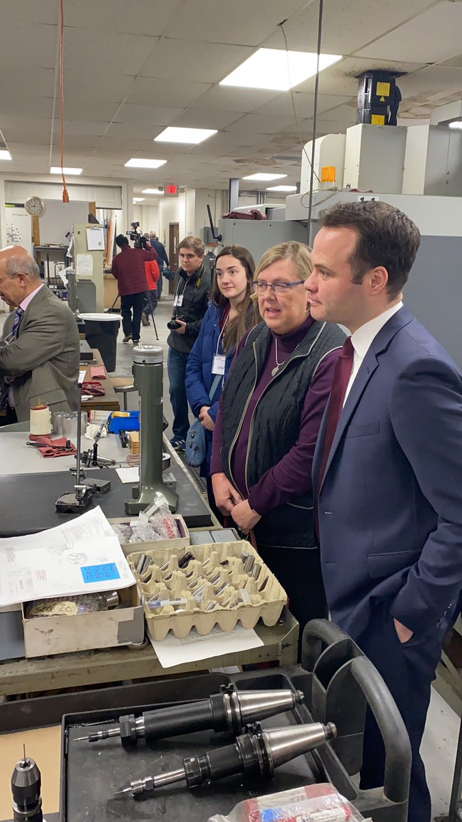 Eric Lesser (@ericlesser) on Twitter photo Thank you to <a href="/Mass_Tech/">MassTech Collaborative</a>, <a href="/ExecDirKirk/">Carolyn Kirk</a>, & <a href="/ira_adv_manuf/">Ira Moskowitz</a> for coming out to WMass today to tour Peerless Precision. Their #M2I2 advanced manufacturing grant program provides companies like @KMCarlsonPPI’s a chance to adopt innovative new technologies right here in the 413. Thank you to <a href="/Mass_Tech/">MassTech Collaborative</a>, <a href="/ExecDirKirk/">Carolyn Kirk</a>, & <a href="/ira_adv_manuf/">Ira Moskowitz</a> for coming out to WMass today to tour Peerless Precision. Their #M2I2 advanced manufacturing grant program provides companies like @KMCarlsonPPI’s a chance to adopt innovative new technologies right here in the 413.