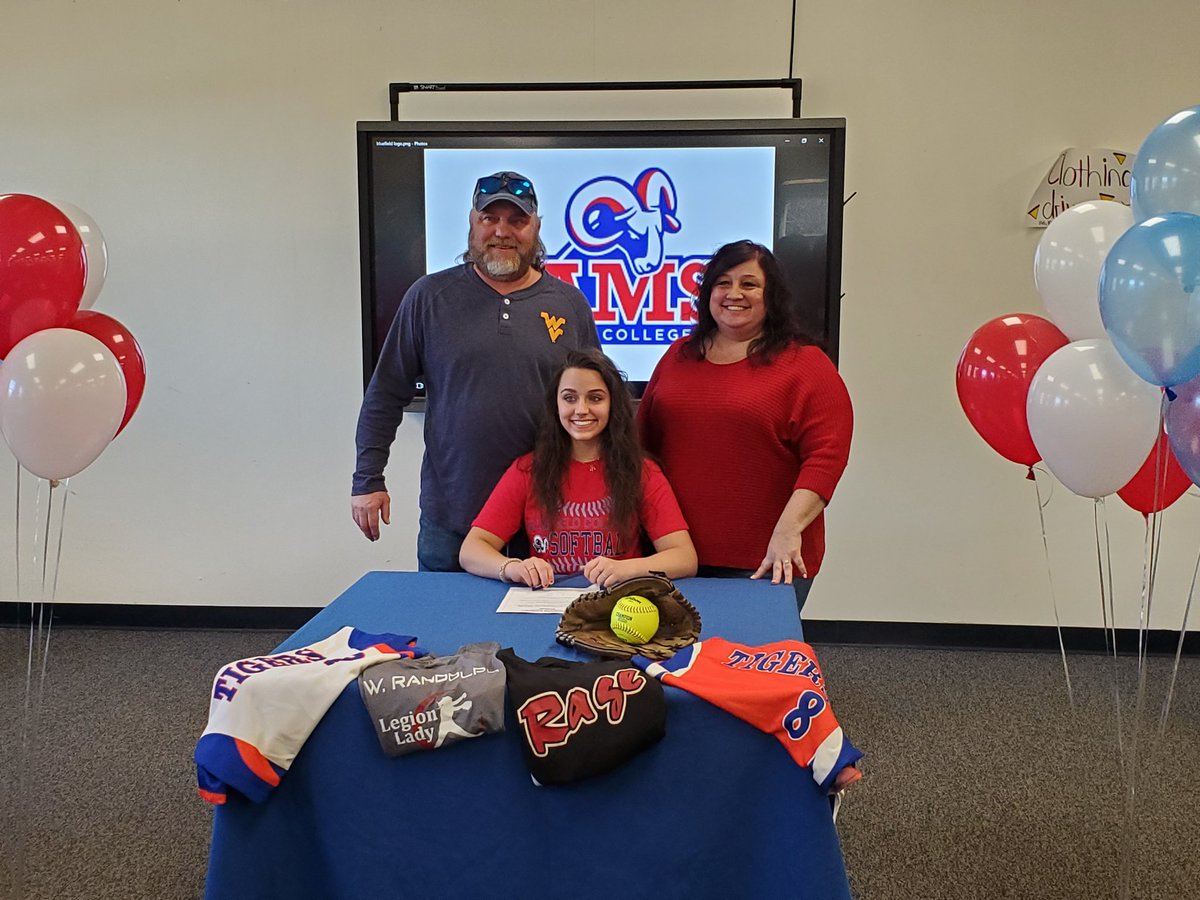 TigerNation_RHS's tweet photo. Congratulations to Randleman Softball Standout Chloe Hicks signing today to continue her education and play softball at @RamsSoftballBC 
@RHSTigerTweets @CourierTSports @SportsToneNet @bhallwfmy @WFMYhss @RANDLEMANIACS https://t.co/SOfSk42FZ2