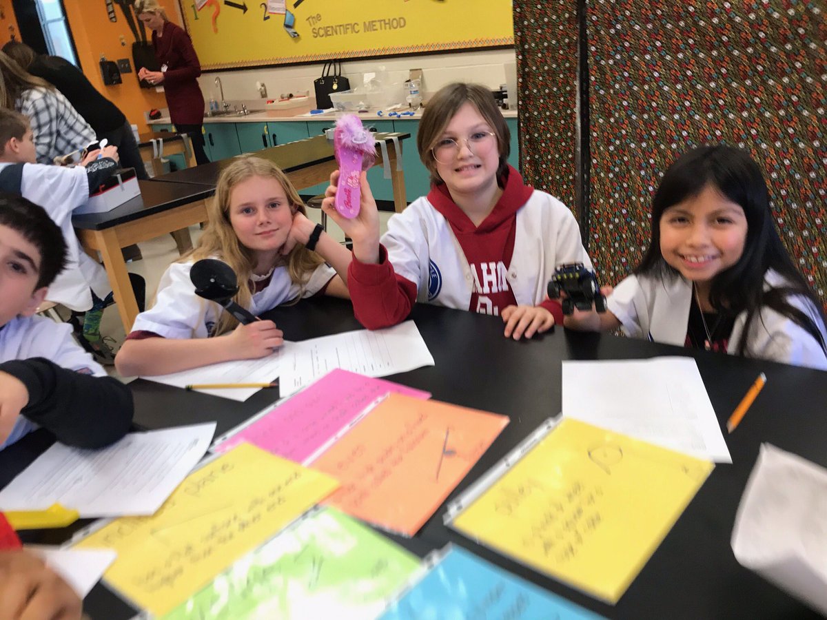 CCES Science Lab (@cces_sciencelab) on Twitter photo This afternoon, Mrs. O’Connor’s 4th grade explored simple machines and even built one of their own. Thank you parent volunteers! <a href="/a_oconnor10/">Anne O'Connor</a> <a href="/CCES_Colts_PTO/">Crabapple Crossing PTO</a> @dr_cheatham This afternoon, Mrs. O’Connor’s 4th grade explored simple machines and even built one of their own. Thank you parent volunteers! <a href="/a_oconnor10/">Anne O'Connor</a> <a href="/CCES_Colts_PTO/">Crabapple Crossing PTO</a> @dr_cheatham