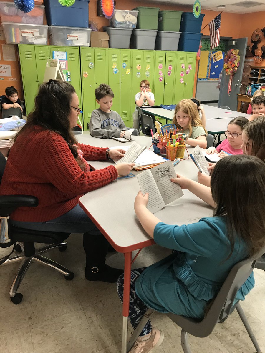 lcplky's tweet image. Delivered book kits to Blaine Elementary this week! #RethinkLibraries