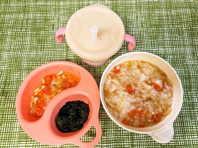 メイママ 9カ月カミカミ期 3回食の離乳食記録 今日の朝食 チキンライス的な何か 100ｇ トマトスープ 40 ｇ ほうれん草と海苔和え ｇ もう後期になるのか 離乳食期も短いようであっという間だな 離乳食後期 離乳食メモ 離乳食カミカミ期
