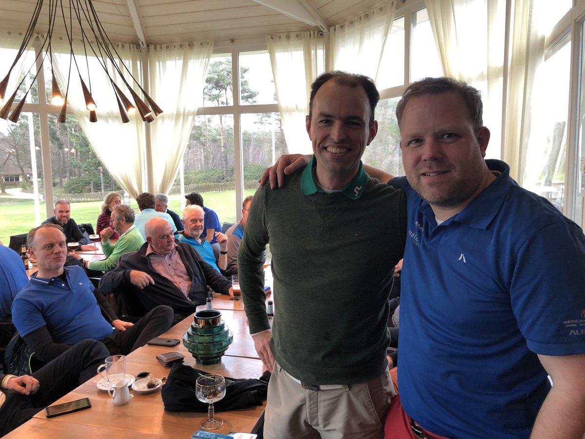 Guus Quaedvlieg van Hoeberechts Advocaten en  zijn gast Elroy Jansen winnen vandaag de vierde ronde van de BusinessGolf Wintercompetitie. Proficiat mannen!!