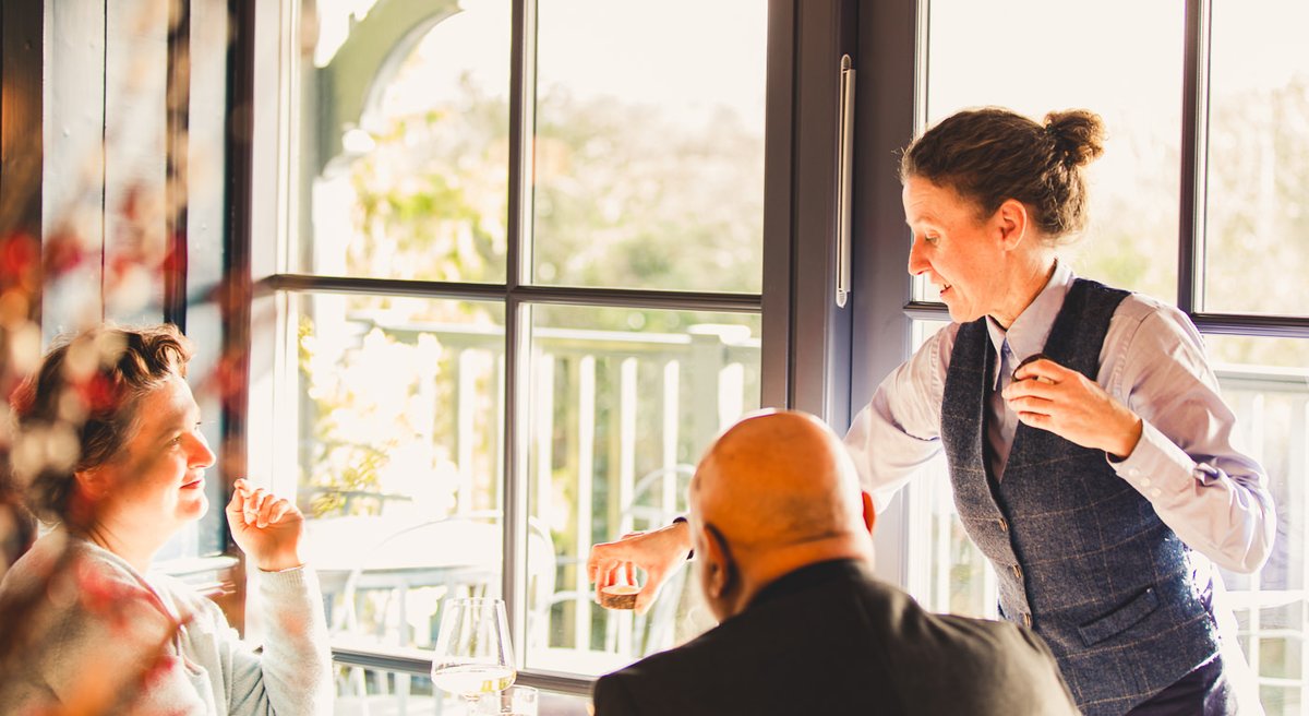 Having such a great time celebrating Valentines Day with all our lovely, romantic customers. There's nothing better than being a part of your special night. More coming Feb 28th with an exclusive wine led private dining experience with <a href="/LittleBeauty/">Little Beauty</a> oxfordbluepub.co.uk/private-dining…