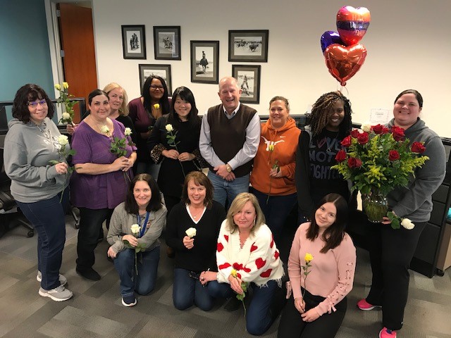 🌹💝 Happy Valentine's Day! Today our CEO, Lynn Gravley, passed out roses to the wonderful women of NT Logistics. Lynn has done this every Valentine's Day for the past 21 years. #valentinesday #employeeappreciation #logistics #womeninlogistics 💝🌹