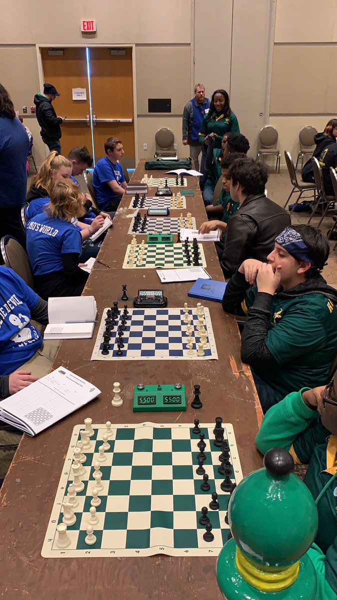 rocketchess's tweet photo. Round 3 @ State: Rockets v. Bismarck-Henning-Rossville-Alvin!!  #RichInStudentSuccess https://t.co/of4okYOaon