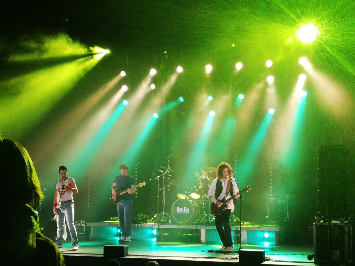 karla_mopsima's tweet photo. Awesome! Best #Queen
cover band ever!
As if they were alive : singer #GIUSEPPE is just unreal!
Repect! Amazing! Impressive!
#breakfreeshow #queen #music #concert #family #freddymercury #rogertaylor #johndeacon #brianmay
https://t.co/uf8sNojTmJ https://t.co/TO9xxxoPrK