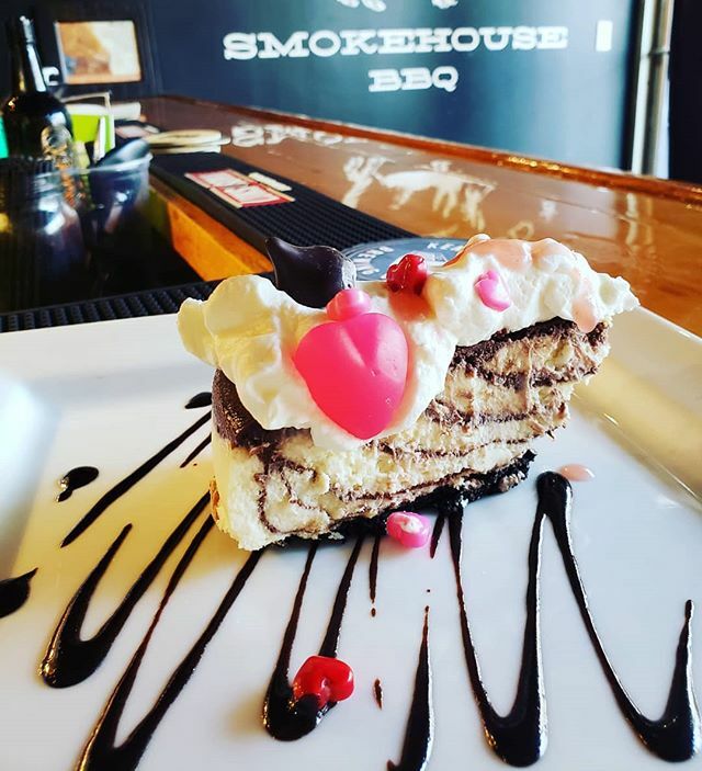 We are not just a bbq place,  we can be romantic too 😉
Our special dessert for valentine's day  marble Chocolate Cheesecake with oreo cookies crumbs. (All made in house) 
Happy valentine Y'all 💟
@greenwoodsmokehousebbq 
#seeyouatthesmokehouse😉 
#danf… ift.tt/2SYlJdp)