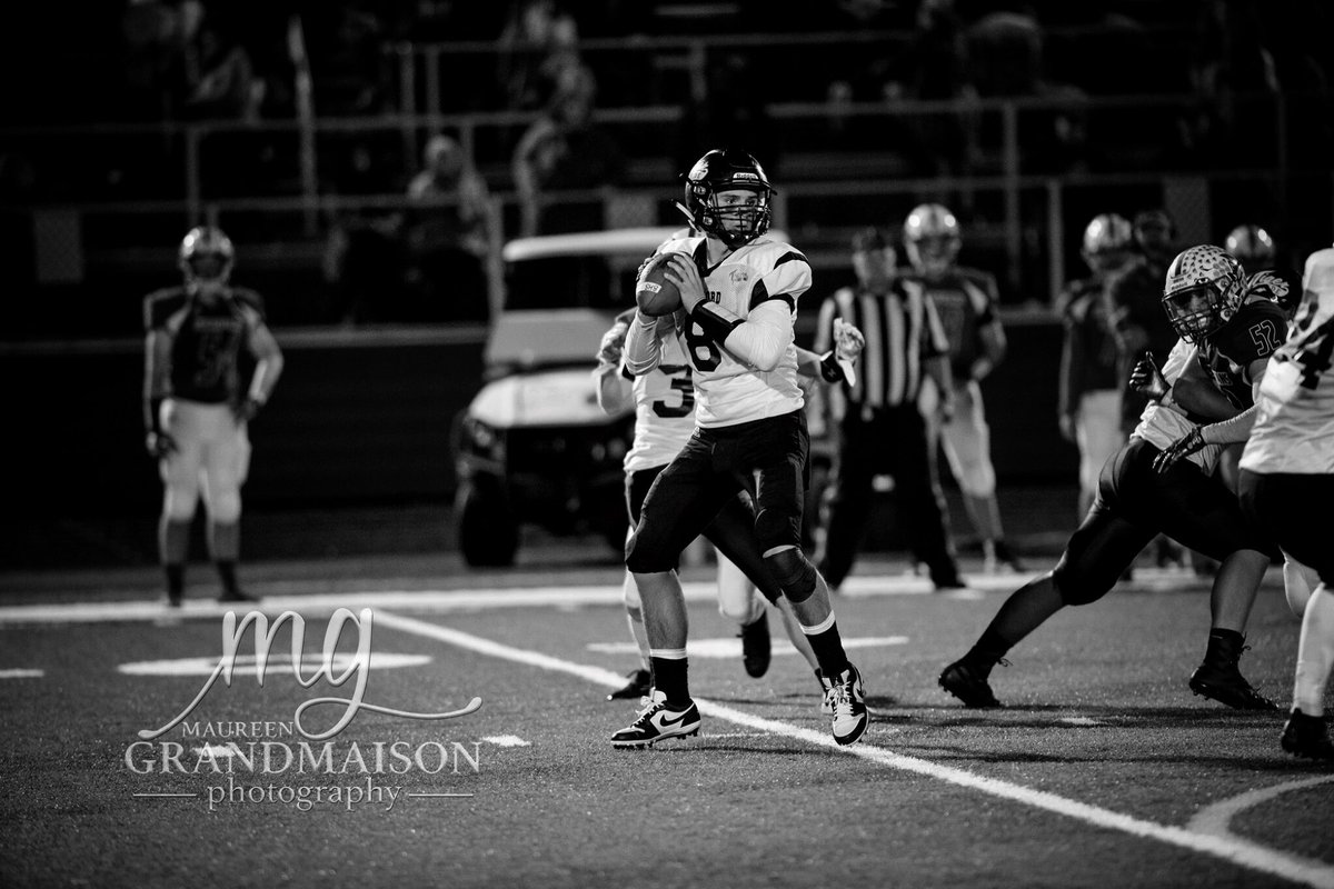 marcreali__'s tweet photo. One more year in the black helmet. Pumped to join the @Bridgton_Ftbl family and take a PG year. Excited for this opportunity and ready to work! Class of ‘21. @coach_rmarcella @CoachGallery https://t.co/2tbCy58GRy