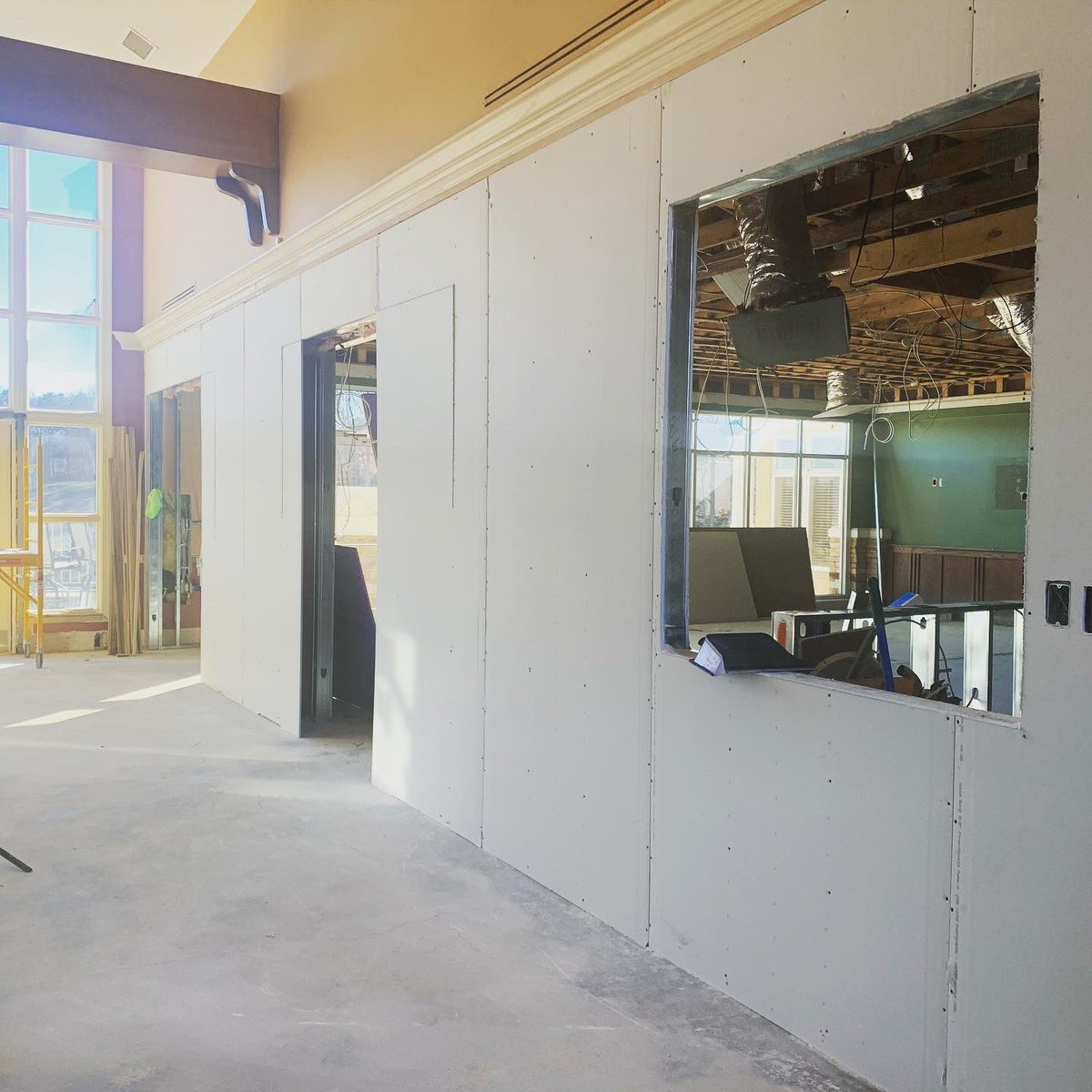 Week 3 renovation update: framing and walls going up! 🔨