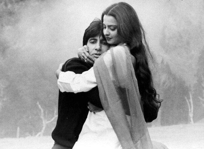 kabhi kisi ko mukammal jahaan nahin milta 
kahin zameen kahin asmaan nahin milta 

- Nida Fazli

(1981) Silsila