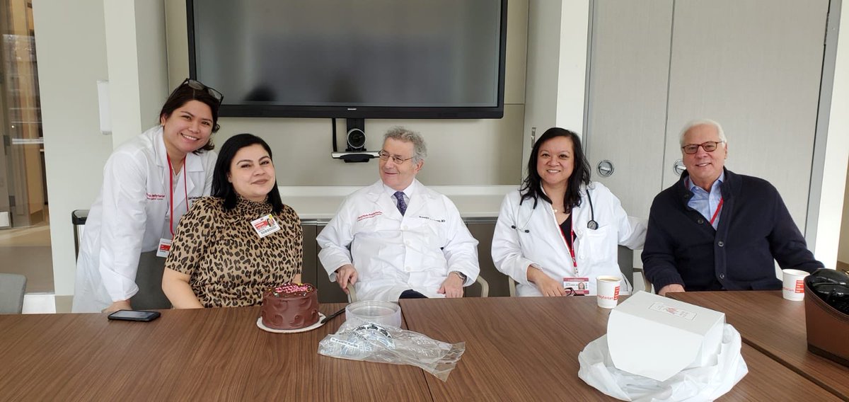 lopez_sable's tweet photo. Happy Valentine’s Day ❤️ @nyphospital #TheCenteronAging #weputpatientsfirst https://t.co/w8BOkCyiBB