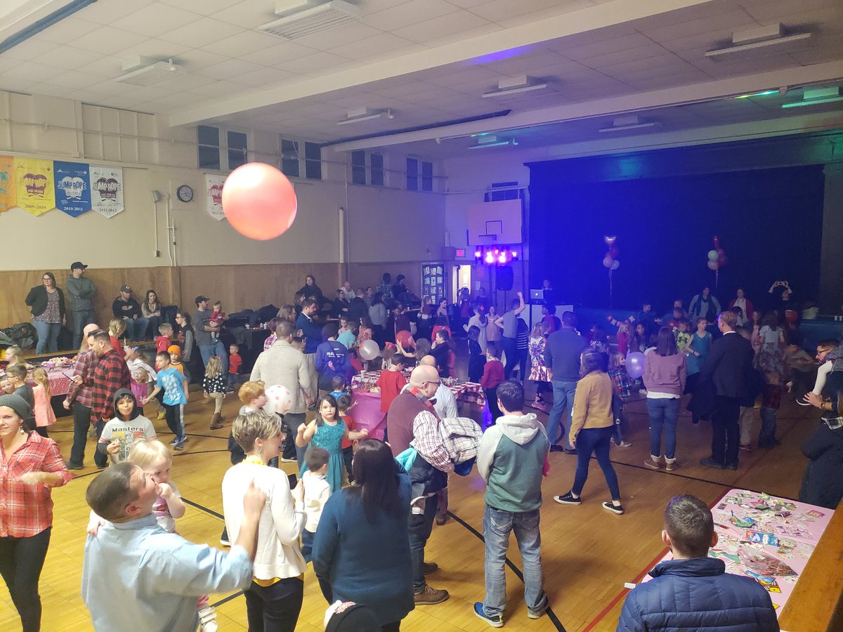 Silver Lake Valentines Day Dance ❤
Thank you, Home & School League for another fun celebration! 
#SilverLakers #BlackTigerPride #weloveourschool