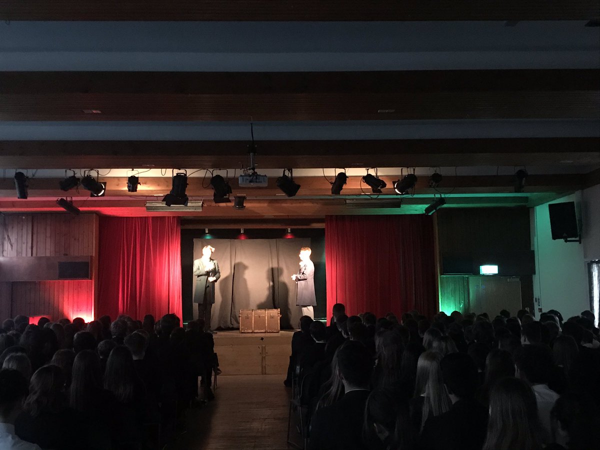 PRS_English's tweet image. Had the wonderful guys from @OnSetTexts come in to school today to perform Jekyll and Hyde!! Fantastic! Funny and engaging our kids loved it!!!! #englishanddrama #theatreisamazing #jekyllandhyde #englishliteraturegcse