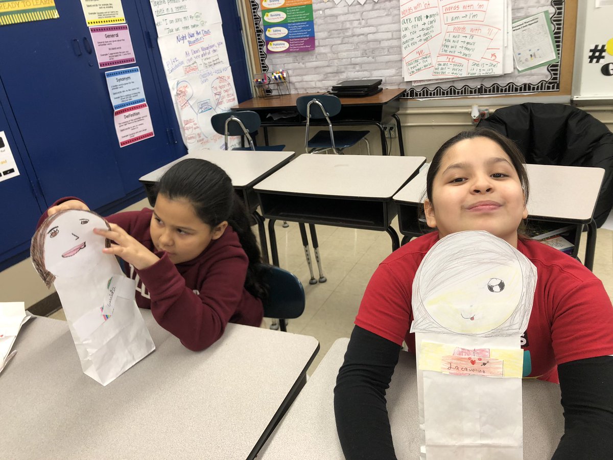 MsScott2019's tweet photo. Great Valentines Day at Alcott π #AlcottAllIn @AlcottHISD https://t.co/lRs4SbDDDw