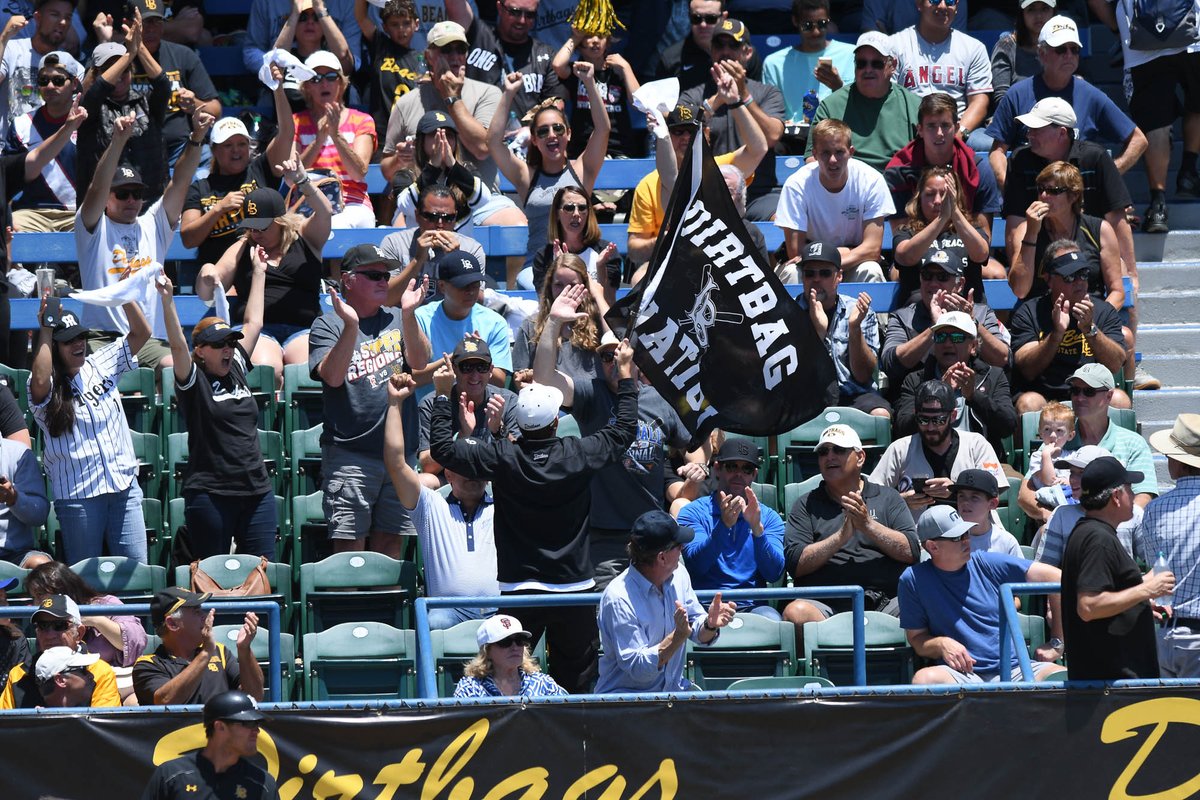 RT if you're proud to be a Dirtbag!!

#DirtbagNation #OpeningDay