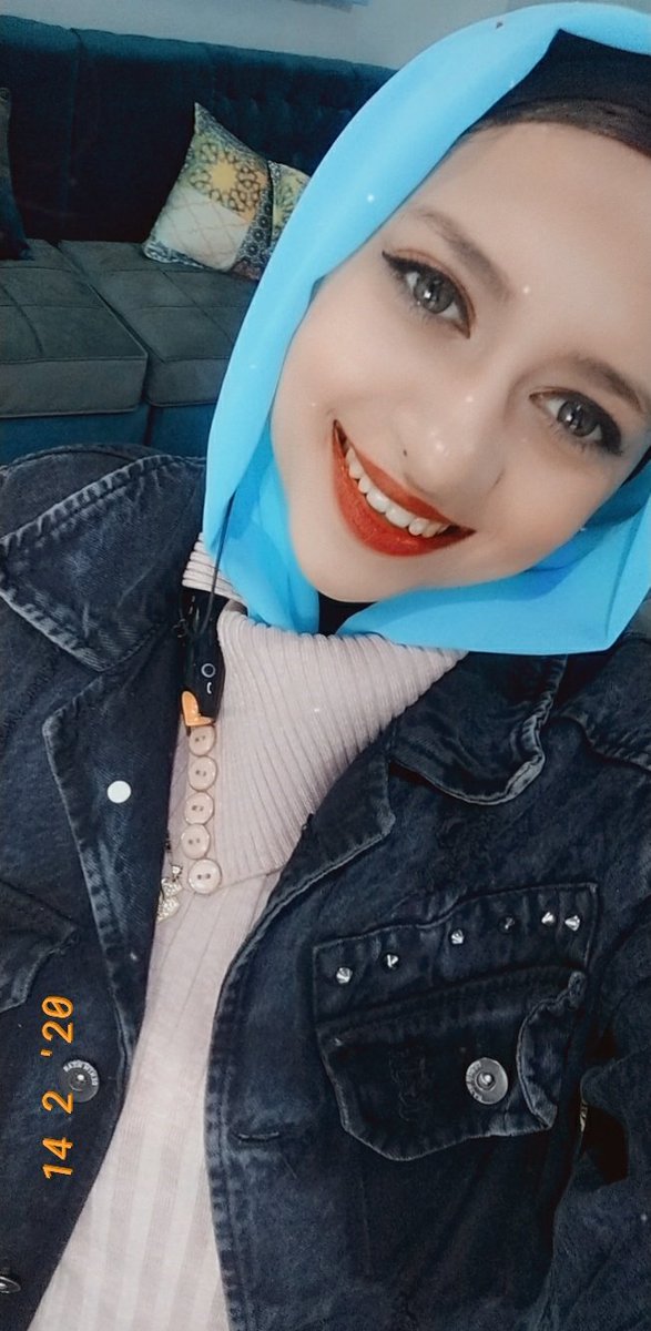 MayadaReda20's tweet photo. *السعادة الحقيقية لا تكون في كثرة عدد الأصدقاء، ولكن في قيمتهم*➰🖤 https://t.co/UuhhZJwj4Y