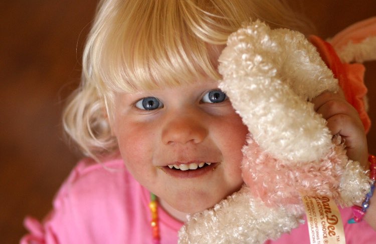 RaiderAwakening's tweet image. Meet your RAL
Ending the week with...
Music Staff Head

Name: Brynn Bednarz
Classification: Junior
Major: Biology
Hometown: Granbury, TX
RA Retreated: RA 57 Eternal Pursuit 
Favorite Saint: St. Mother Teresa 
Favorite Celebrity: Jonas Brothers or Blake Lively