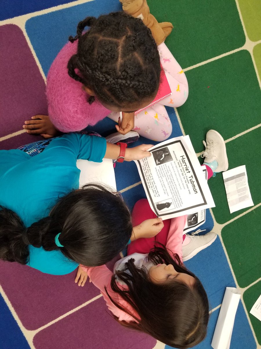 MsDavisFCPS's tweet photo. Celebrating Black History Month with our buddies! 
@FairfaxVillaES @vateacher09 
#BlackHistoryMonth2020 #BlackExcellence #BlackHistory #KatherineJohnson #HarrietTubman #MalcolmX https://t.co/zppYMw9BXz
