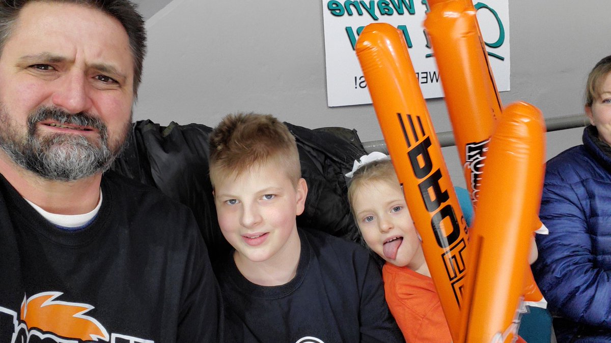 DPKtwo's tweet image. Boom sticks... yeah, great idea. LET'S GO KOMETS!
#letgokomets