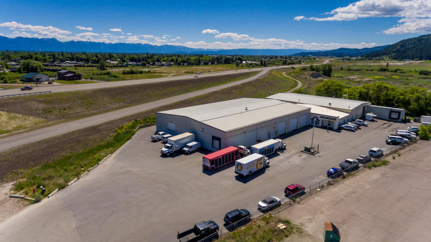 mt_realtor's tweet photo. These three properties are off the market, but let's find your perfect match! #lovewhereyoulive | Amy Bain-Wilson with Glacier Sotheby’s International Realty https://t.co/0LXIkiVael