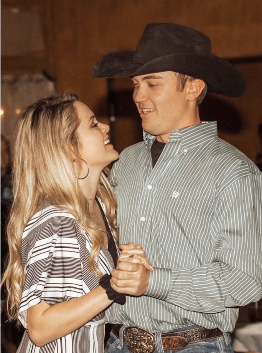 abbiholliday's tweet image. Happy valentine’s day Kyle Walker 😚💕