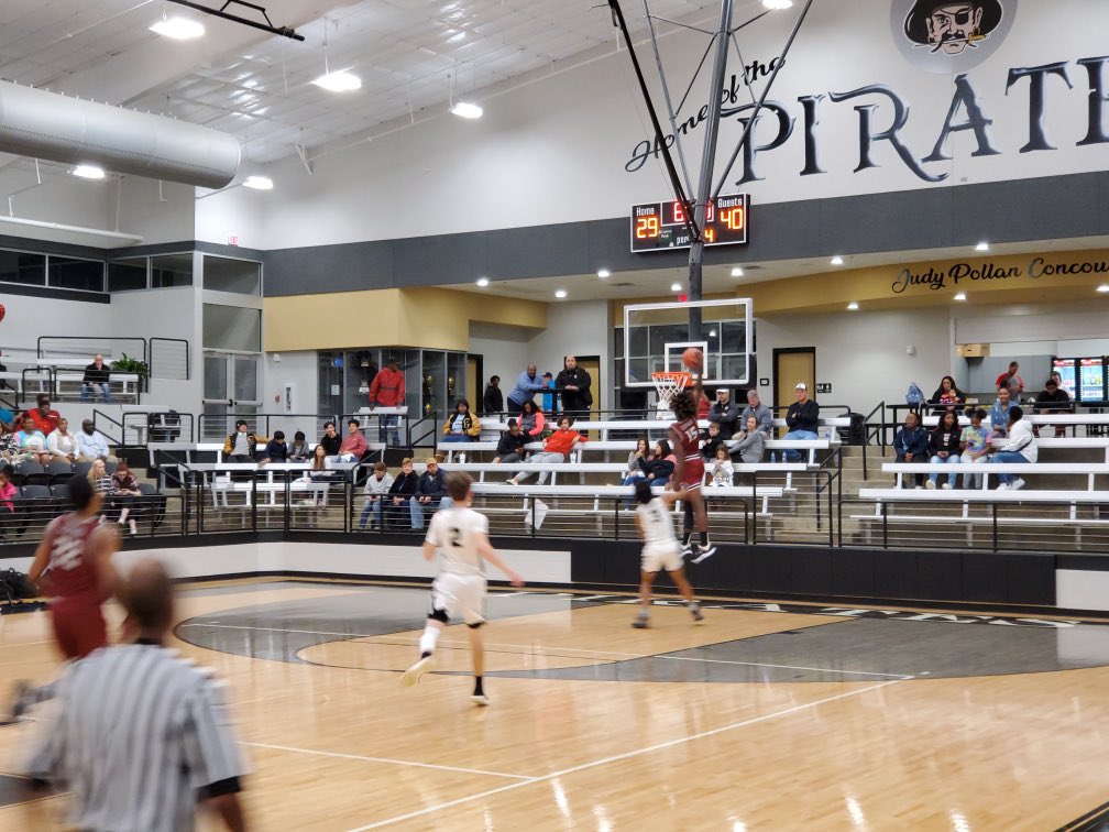 LibertyEylauAth's tweet photo. Leopards Win! 54-44 over Pittsburg! #WeAreLE #beLEgendary https://t.co/9T1vtbhCc5