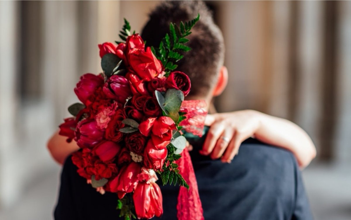 BTeelie's tweet image. One of the biggest retailers in the country, Macy’s, is celebrating the holiday by slashing prices off some of the best pieces for Valentine’s Day. Find out more here theteelieblog.com/2020/02/14/the…

#teelieblog #teelieturner #macys #valentinesday #valentinesgifts #valentines #heartsday