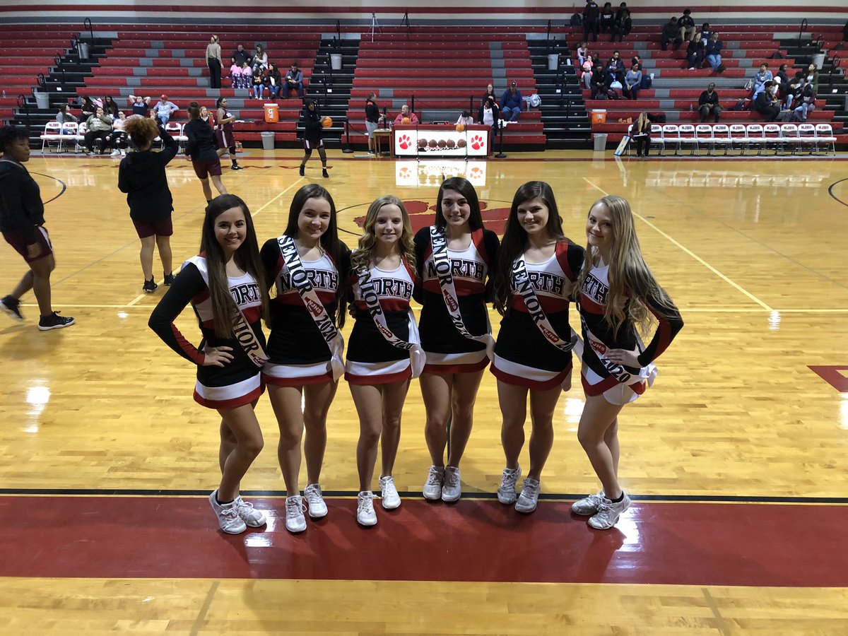 Senior Night!!! 2020 ❤️🎀 🐾