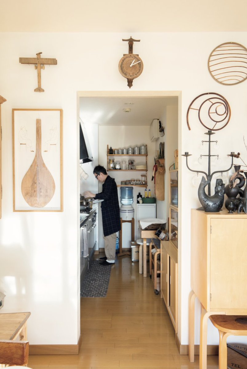 Brutus Ar Twitter キッチン 本日発売 手際よく料理ができ 人が心地よく集えるための工夫がある４人の男のキッチン 二人目は大島忠智さん リビングの雰囲気を壊さない 独立した造りが選ぶ決め手に Brutus キッチン Kitchen