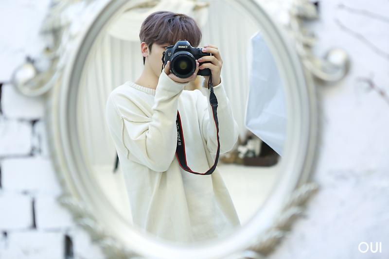 We keep this love in a photographWe made these memories for ourselves  #김요한  #KIMYOHAN