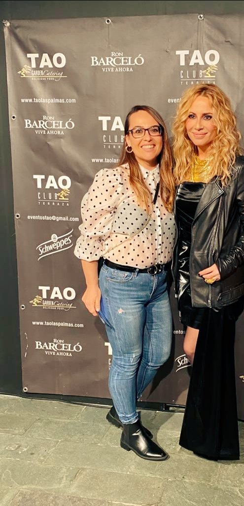 Y cuando menos te lo esperas, los astros se alinean a tu favor. Gracias @Martisima_SoyYo eres y serás siempre  LA MEJOR. #ambicionrubia #martisimaSánchez #idolo