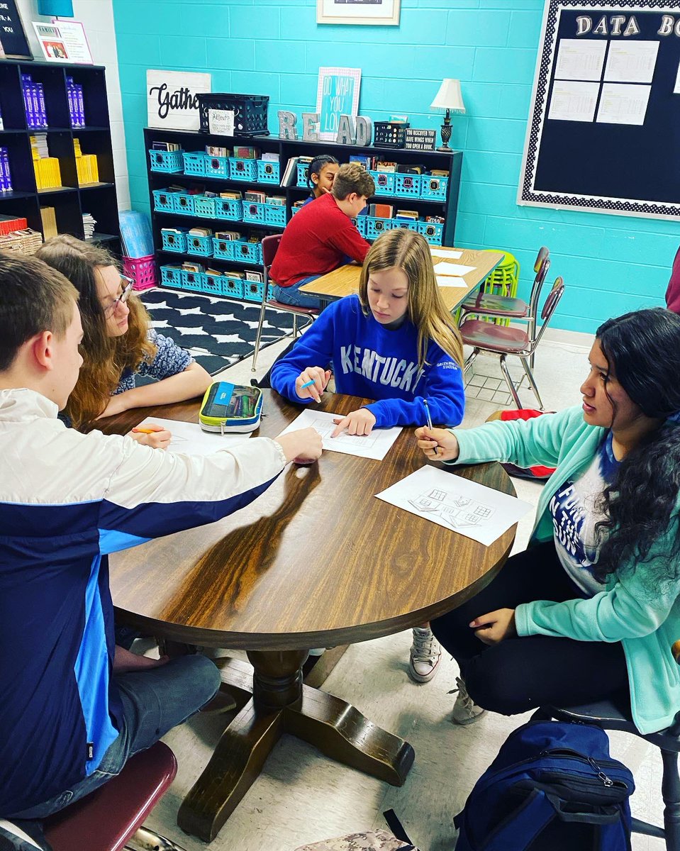 vmayclassroom's tweet photo. We worked on #enablingothers by having a leader in each group look at a picture and explain it to their group members. https://t.co/yZb3vTjgQw