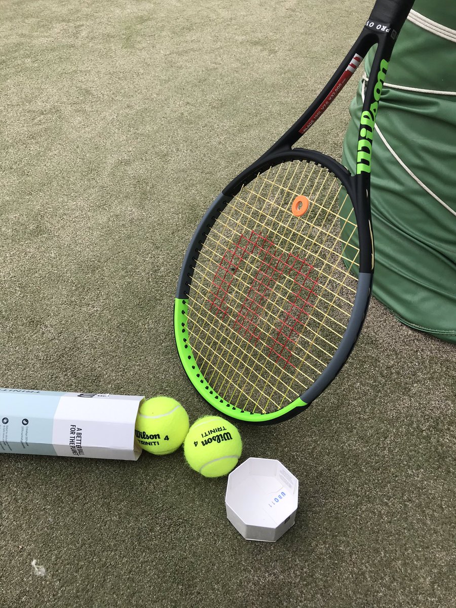 Ken S On Twitter 今日は風も無くて暖かい最高のテニス 日和 コントロールのしやすさとボレーのしやすさは やっぱりbladeですね だれもがbladerの覚醒