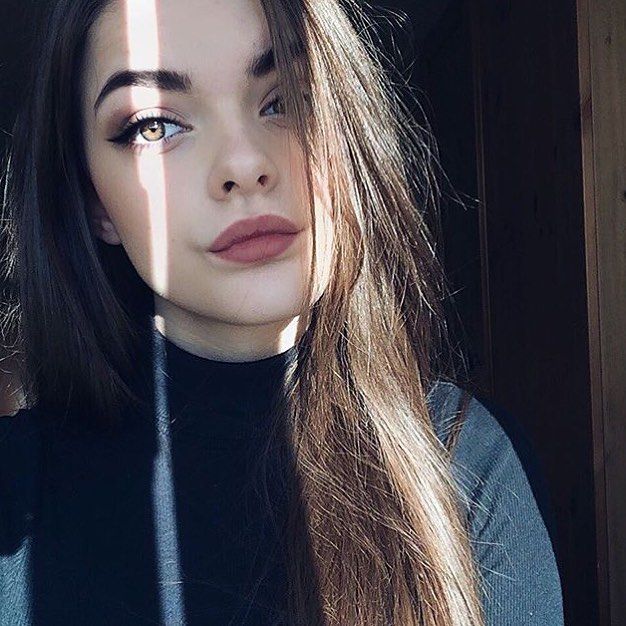 Happy Valentine's day from my family to yours especially <a href="/azzytrcpqxeen/">Asdin Rae Rott</a> @TheassholeofFL 😊