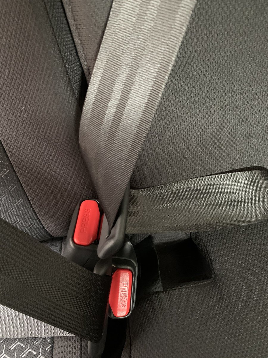味付きのり 後席3席シート用シートベルトの運転席真後ろと真ん中の席用のシートベルト受け口が交差しているような気がするのですが皆さんの愛車もこのような使用ですか ダイハツ ダイハツロッキー ロッキー トヨタ ライズ 味付きのり 後席3席シート用シートベルトの運転席真後ろと真ん中の席用のシートベルト受け口が交差しているような気がするのですが皆さんの愛車もこのような使用ですか ダイハツ ダイハツロッキー ロッキー トヨタ ライズ
