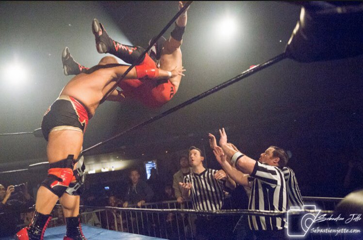 PatersonNic's tweet photo. @MichaelElgin25 takes El Reverso out of the equation at last months @mewwrestling show in Montreal #refbump https://t.co/XqWZc9tu11