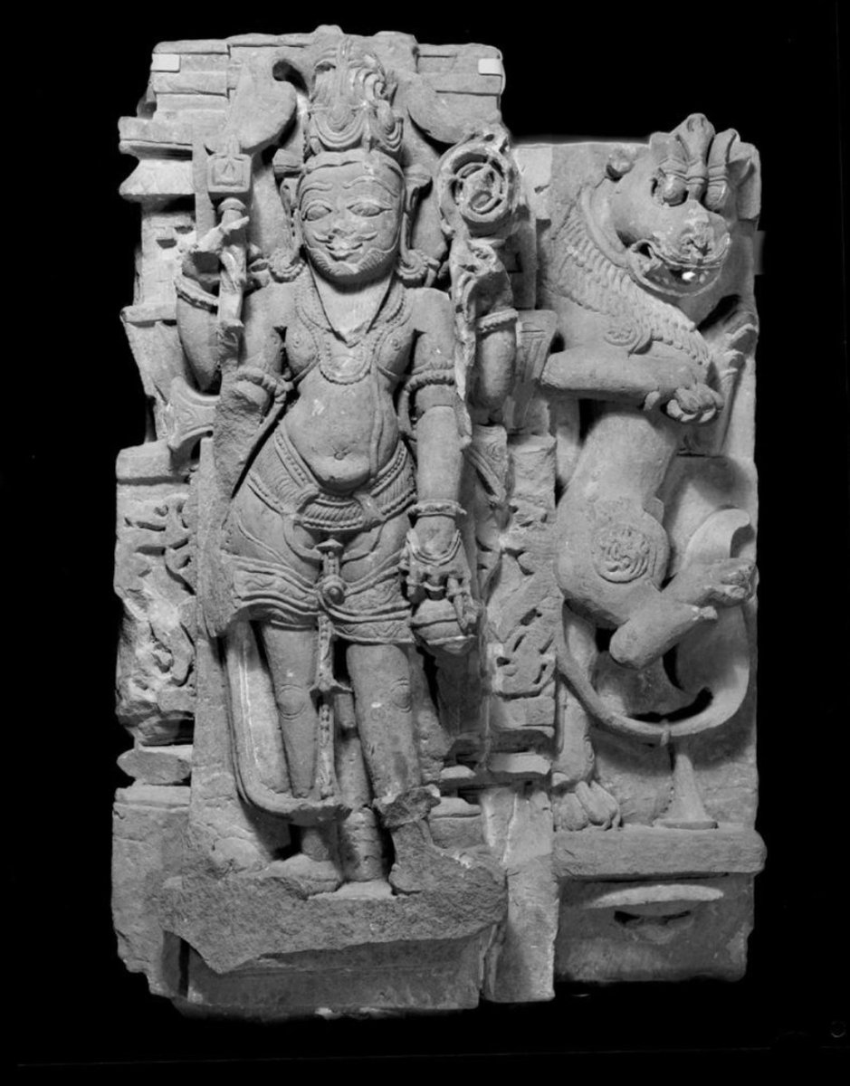 900 year old sculpture of Agni belonging to the times of the Chahamanas( Prithviraj Chauhan) is now smuggled away at the Hamburg museums.Agni is depicted with 4 arms here. Each holding a Kamandala, vyajana(circular fan),jvala(fire torch).The 4th arm is unfortunately severed off
