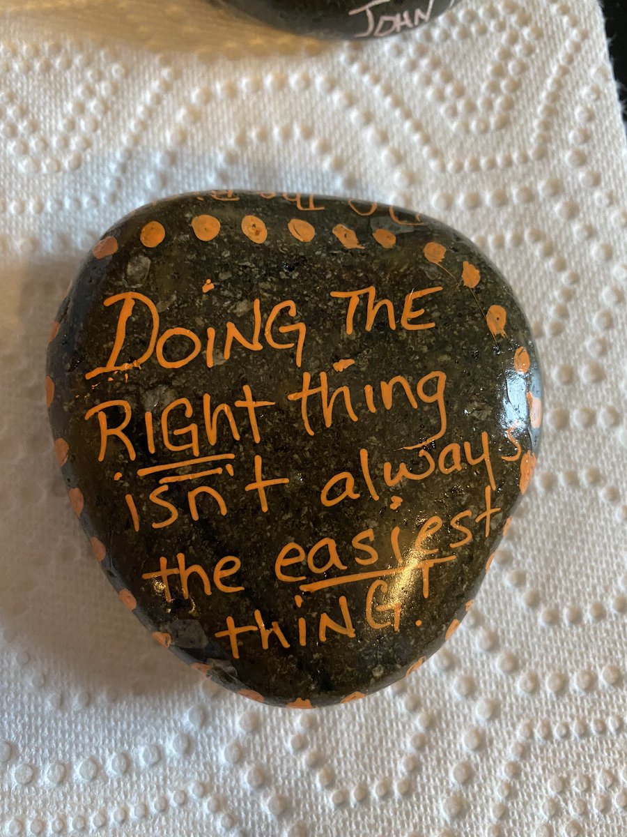 iAmLoraG's tweet photo. Spreading joy and encouragement one rock at a time. #findandhide #GoRockFun #GoRock #Rockpainting https://t.co/WpBkXLcL5r