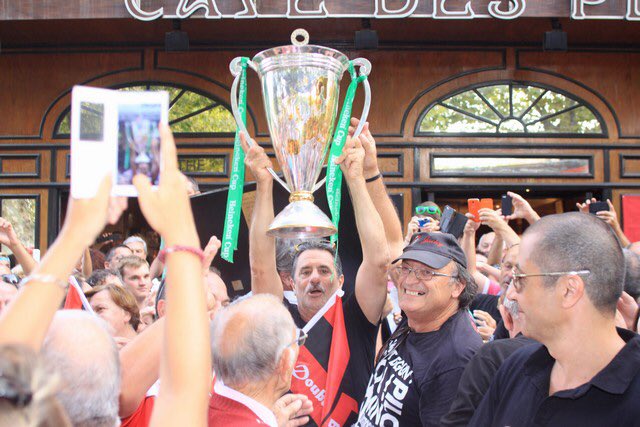pbt357's tweet photo. Merci @mouradrct ! #ilerousse #lisula #lisularossa Bonne chance avec le @sportingtoulon @RCTofficiel @RCT_Addict @Blog_RCT @team_rct @leszacrau @top14rugby @BernardLaporte_ @LNRofficiel https://t.co/WctEKXPjuU