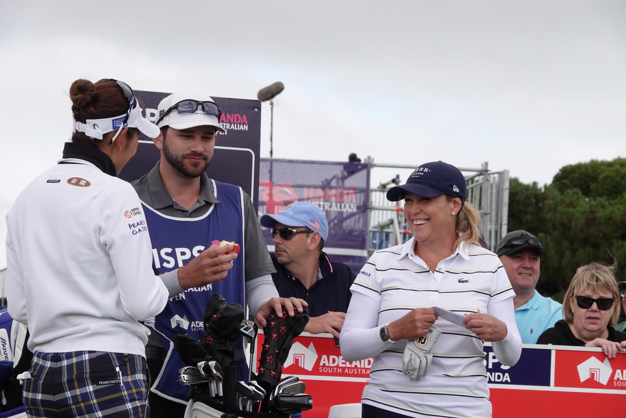 Isps Handa Japan Ispsハンダオーストラリアン女子オープン3日目の原英莉花の談話 2打目の距離がなかなか合わなかったが ロングホールはバーディをしっかり獲れたのでよかった クリスティ カーはアグレッシブ 1wも完璧だし 2打目もこんなに攻め Isps Handa Japan Ispsハンダオーストラリアン女子オープン3日目の原英莉花の談話 2打目の距離がなかなか合わなかったが ロングホールはバーディをしっかり獲れたのでよかった クリスティ カーはアグレッシブ 1wも完璧だし 2打目もこんなに攻め