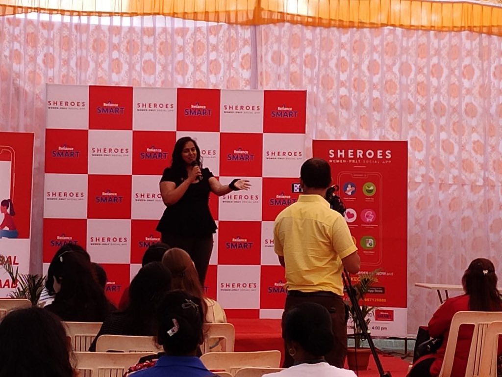 SMARTBazaarIn's tweet photo. Budding women entrepreneurs share their inspiring stories at #SheMeets hosted at the @RelianceSmartIN superstore in Aundh, Pune in association with @sheroes #SheMeetsXRelianceSMART https://t.co/6ksP45QCof