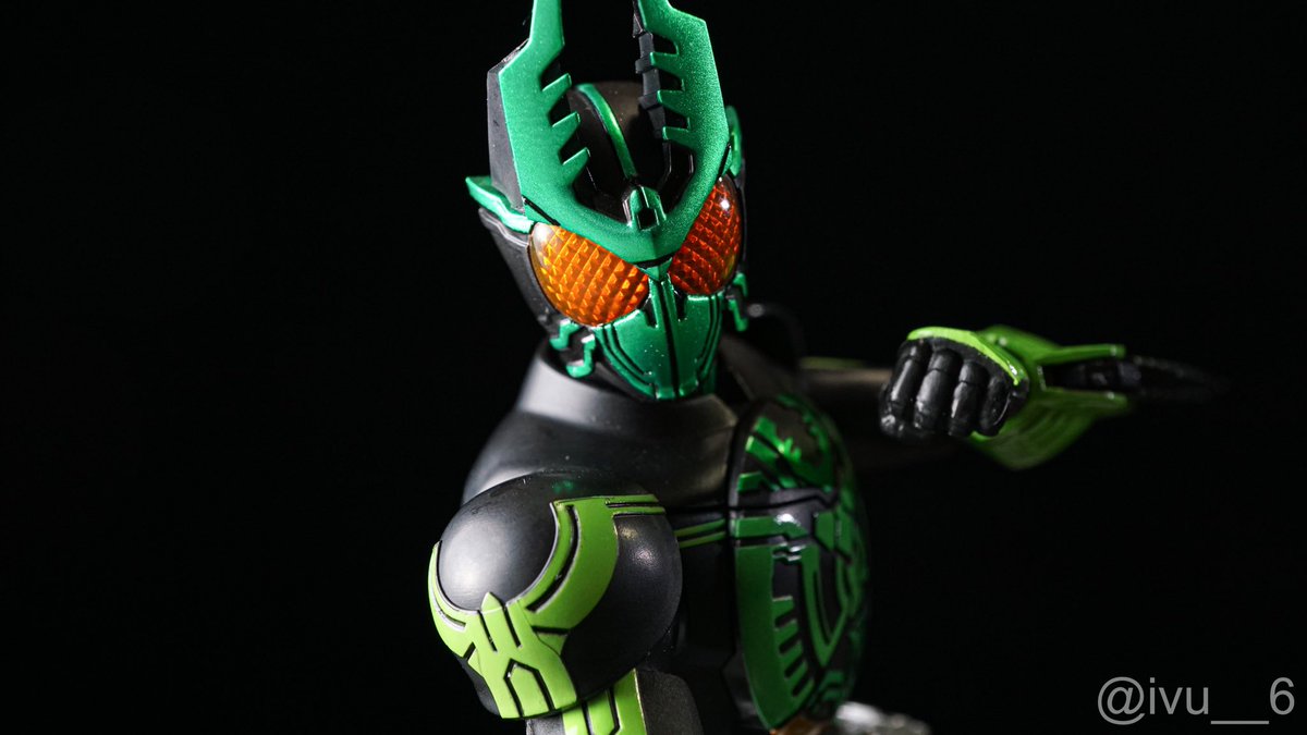 イヴ クワガタ カマキリ バッタ フィギュアーツ 仮面ライダーオーズガタキリバコンボ