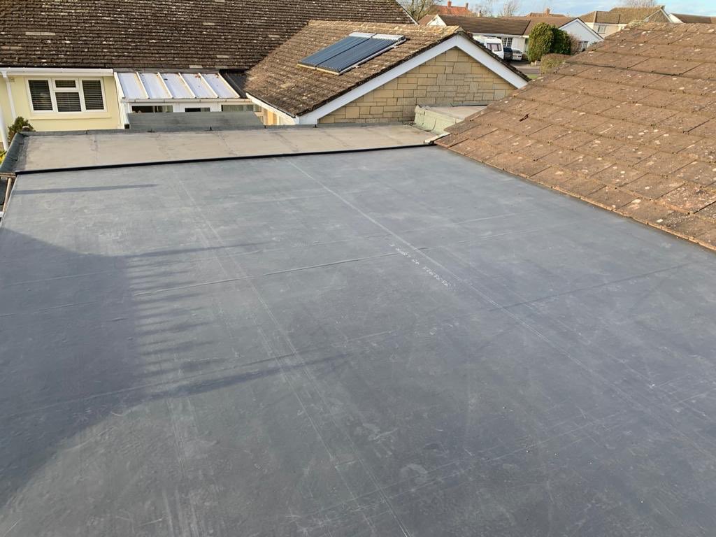 BEFORE | DURING | AFTER 🏡
We managed to replace a flat roof this week, battling with the wind and rain!
▪️ EPDM rubber roof which comes with a 20 YEAR GUARANTEE 
#roofer #roofing #flatroof #EPDM #Swindon #roofersofinstagram #rooferlife