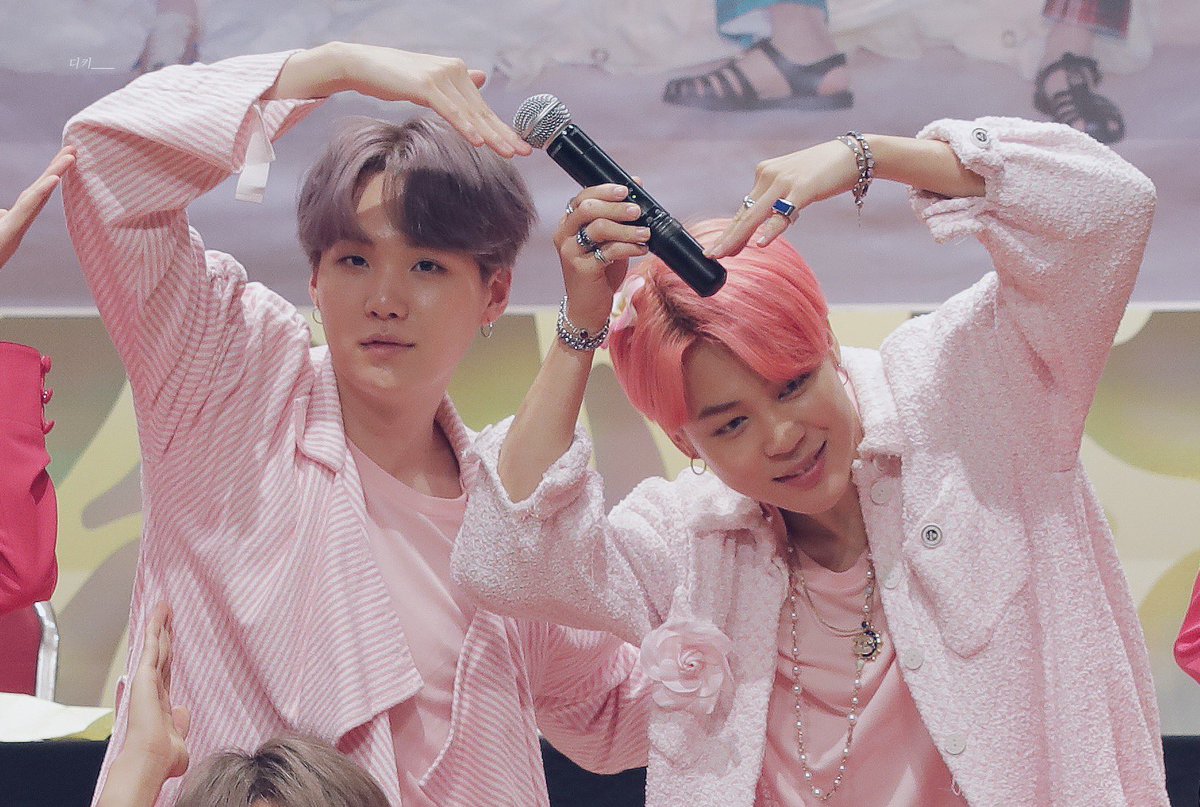 Day 45) Today was "prom" so i volunteered with friends to set up for it and i literally stayed at school for 12 hours but it was fun :") Happy valentine's day, i love and really miss yoonmin