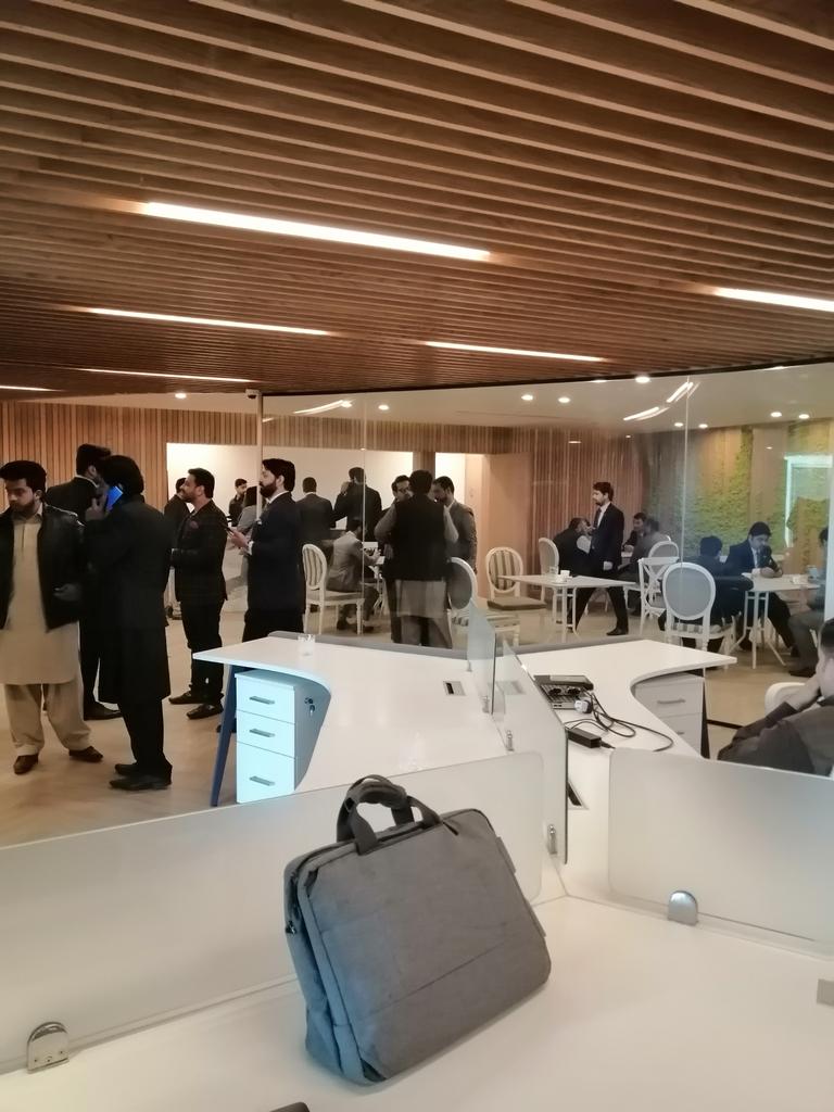 UmarAli621's tweet photo. #A21OpenHouse
Amazing response from all the Peoples.....
Amazon Outlet Mall is full of clients and almost half the inventory is sold. It is truly an amazing offer to avail and invest in Food Court.
#REAOTF #A21OpenHouse https://t.co/NVq9xwJJZF