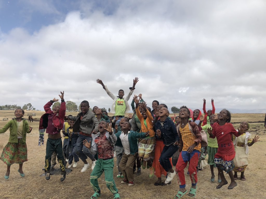 dropofwaterorg's tweet photo. @dropofwaterorg in partnership with MARSIL TV #AlelituWoreda #OromiyaRegion #CleanWater4All #Ethiopia https://t.co/t4Fr5XUt2Z