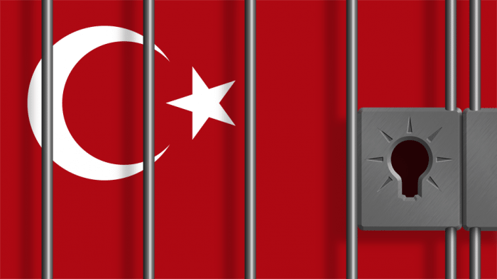 brightsblog's tweet photo. Deniz Yücel: 16 Jahre Haft - für was? https://t.co/NalpbxonZs Der Vorwurf: Propaganda für die PKK sowie Volksverhetzung durch seine Artikel in der Welt #DenizYücel #Tayyipistan #Haftstrafe #Propaganda #PKK… https://t.co/IuAojBXoyN https://t.co/s5IADdmJzo