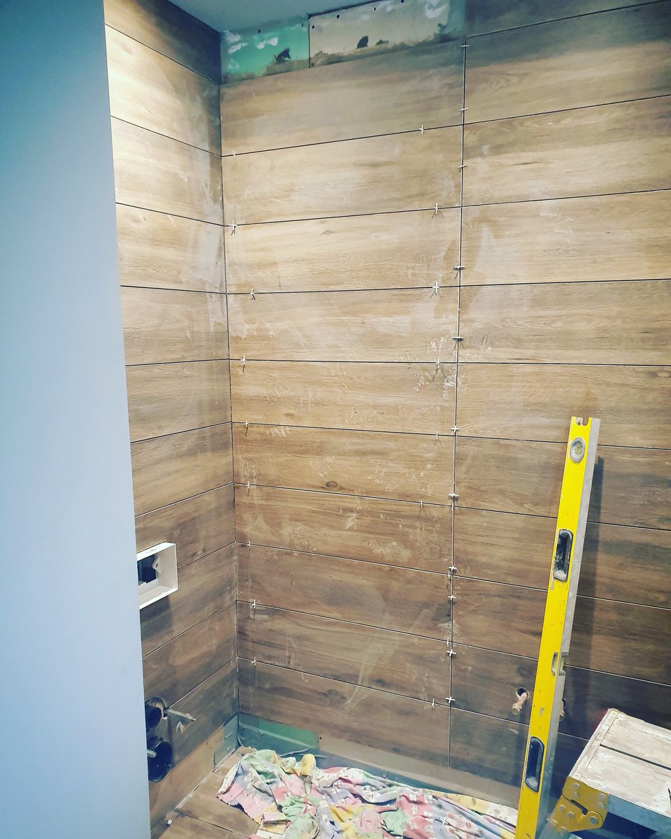 Great to see a project coming together. #design #interiordesign #interiors #designdetail #tiling #bsthroom #bathroomdesign #ensuite #slightlyquirky