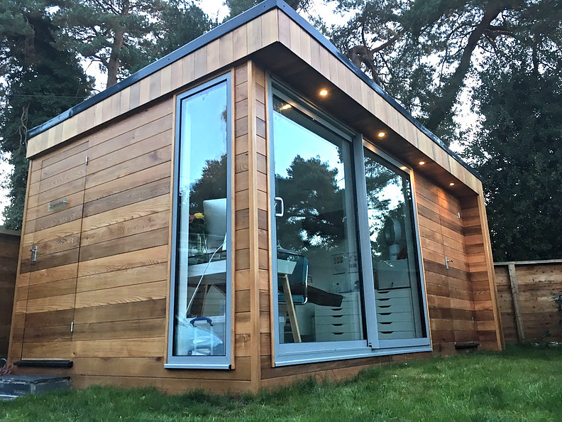 The perfect work environment and only seconds away from your home. What’s not to love about our #bespoke #gardenoffices? 😍 bit.ly/2SsVD2N